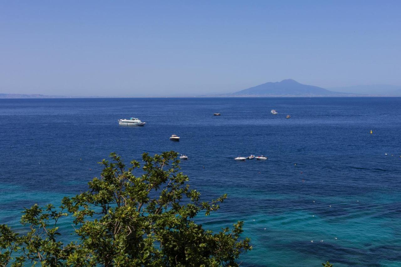 Blue View Capri Apartment Bagian luar foto